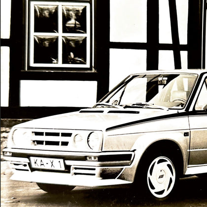 Fotografía de periódico del Golf MK2 Kamei X1 (archivo PDF)