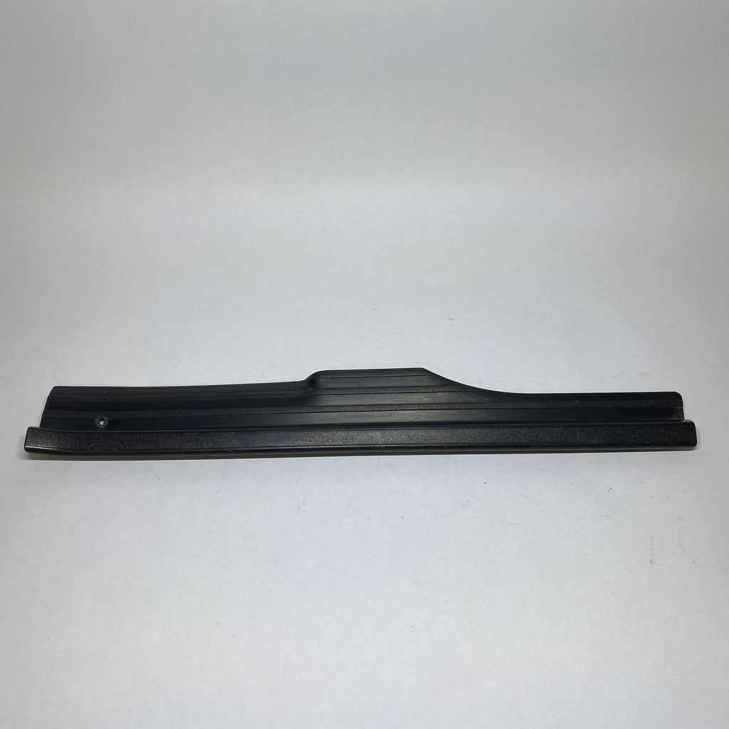 Interior seal trim 5 door (rear left)